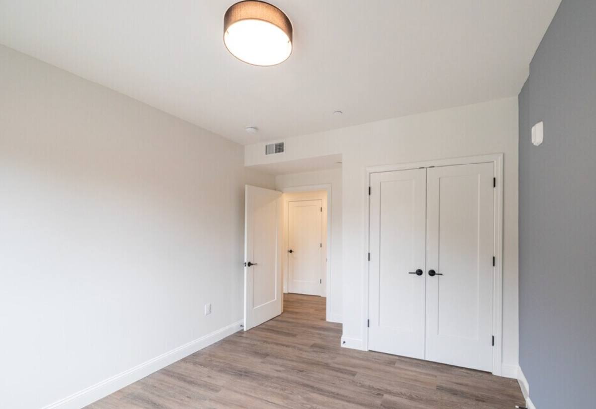 Apartment for rent at 215 Canal St, Lawrence, MA 01840