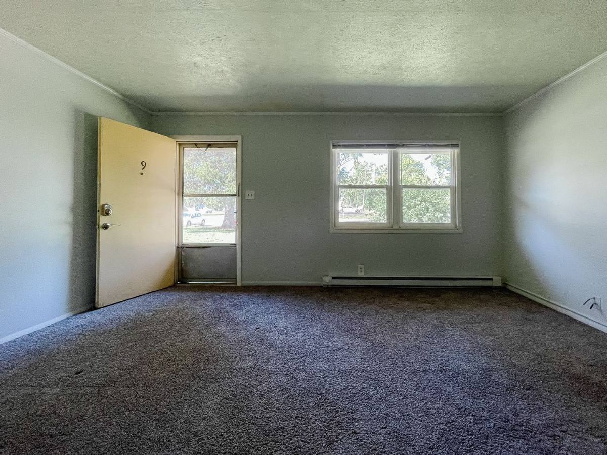 Apartment for rent at 2310 N Oakwood Ave #9, Muncie, IN 47304