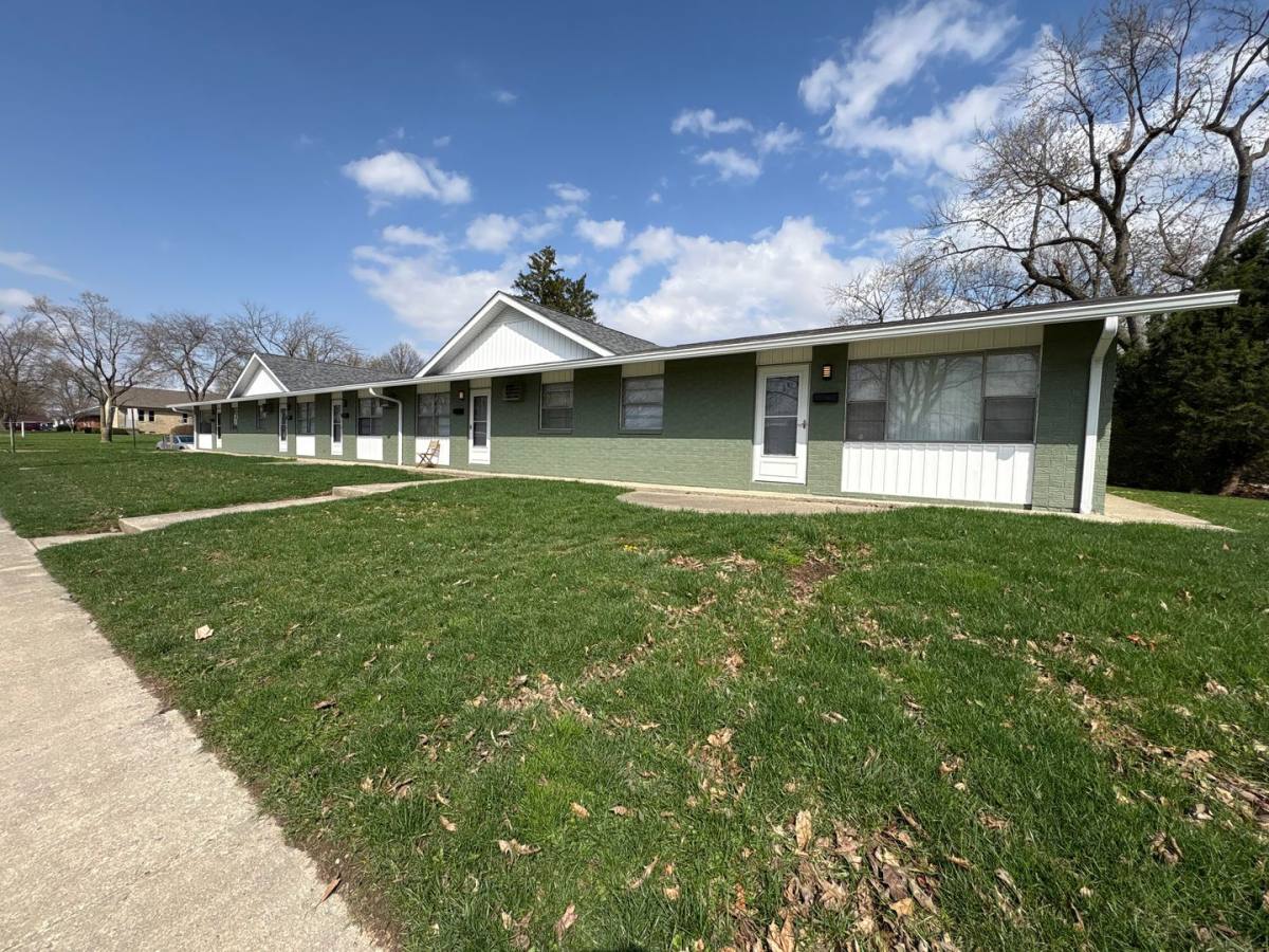 Apartment for rent at 2310 N Oakwood Ave #9, Muncie, IN 47304