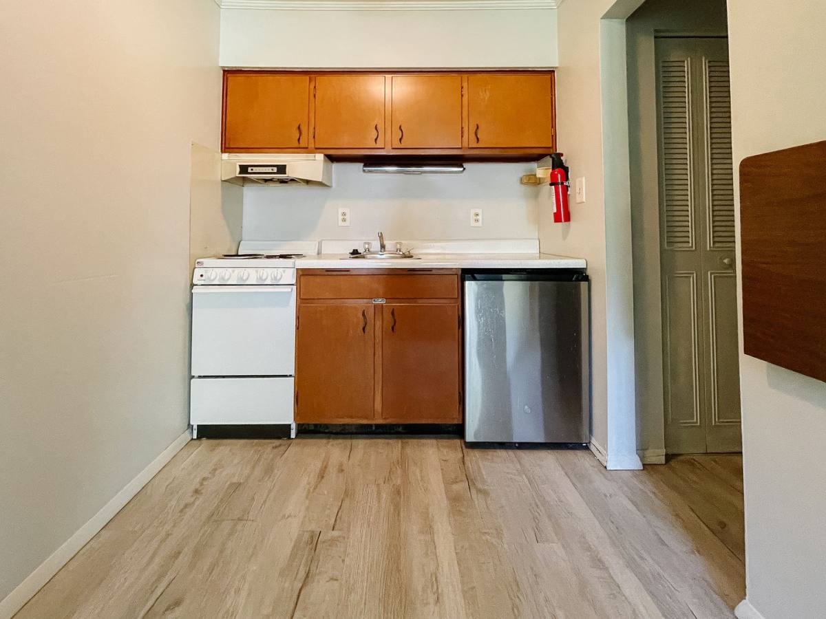 Apartment for rent at 2310 N Oakwood Ave #9, Muncie, IN 47304