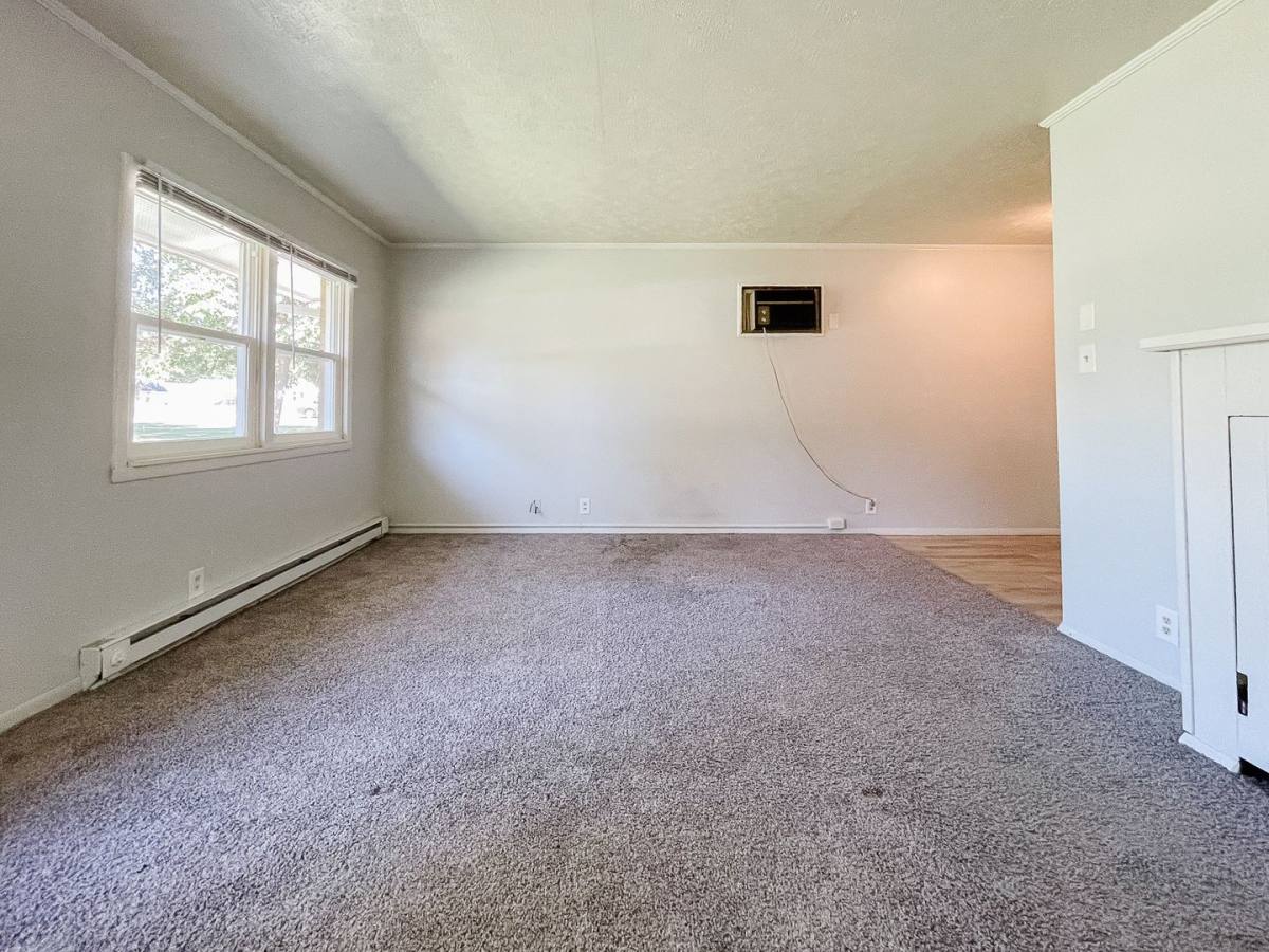 Apartment for rent at 2310 N Oakwood Ave #9, Muncie, IN 47304