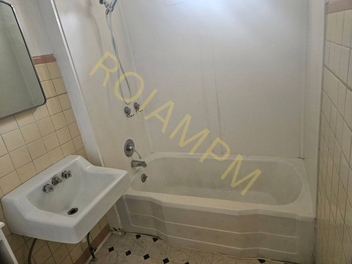 House for rent at 843 Main Ave W, Twin Falls, ID 83301