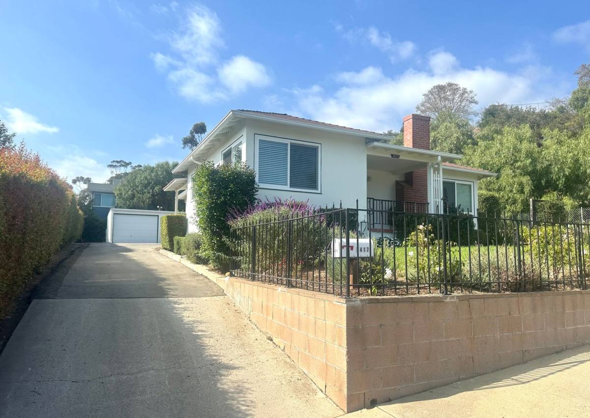 House for rent at 1417 Clifton St, Santa Barbara, CA 93103