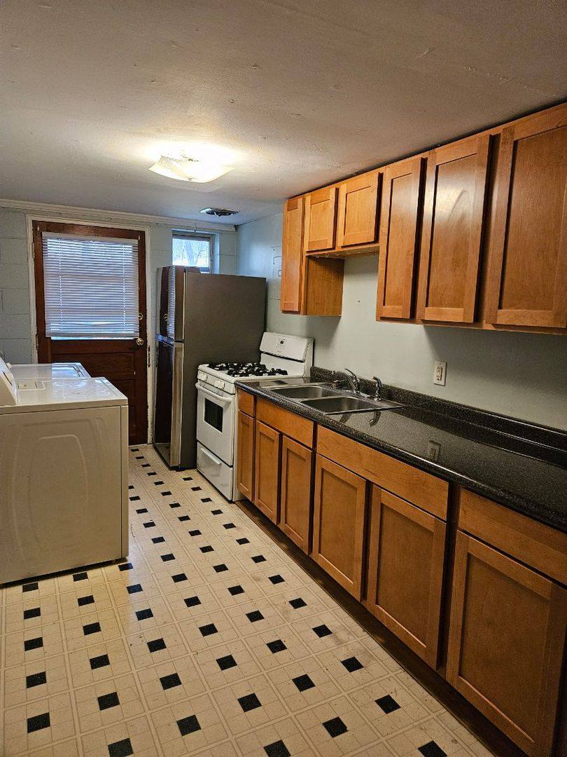 House for rent at 112D Purefoy Rd, Chapel Hill, NC 27514