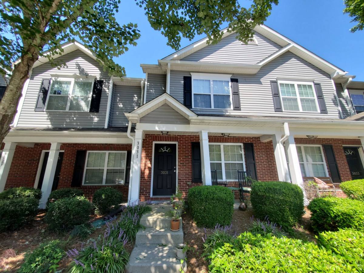 Townhouse for rent at 3031 Summerfield Ridge Lane, Matthews, NC 28105