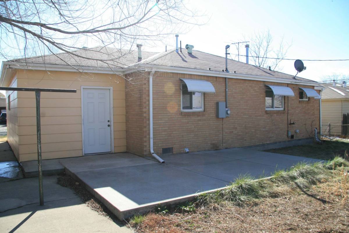 House for rent at 9231 Gaylord St, Denver, CO 80229