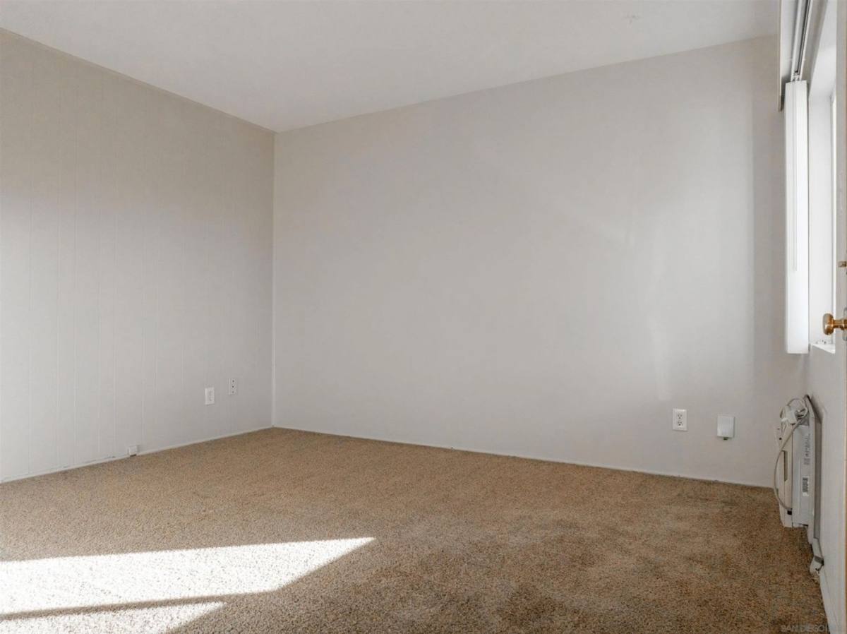 Apartment for rent at 4869-71 Pine St, La Mesa, CA 91942