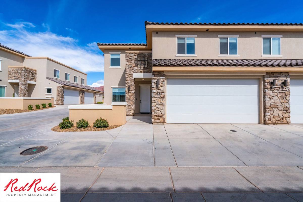 Townhouse for rent at 140 W Center St, Ivins, UT 84738