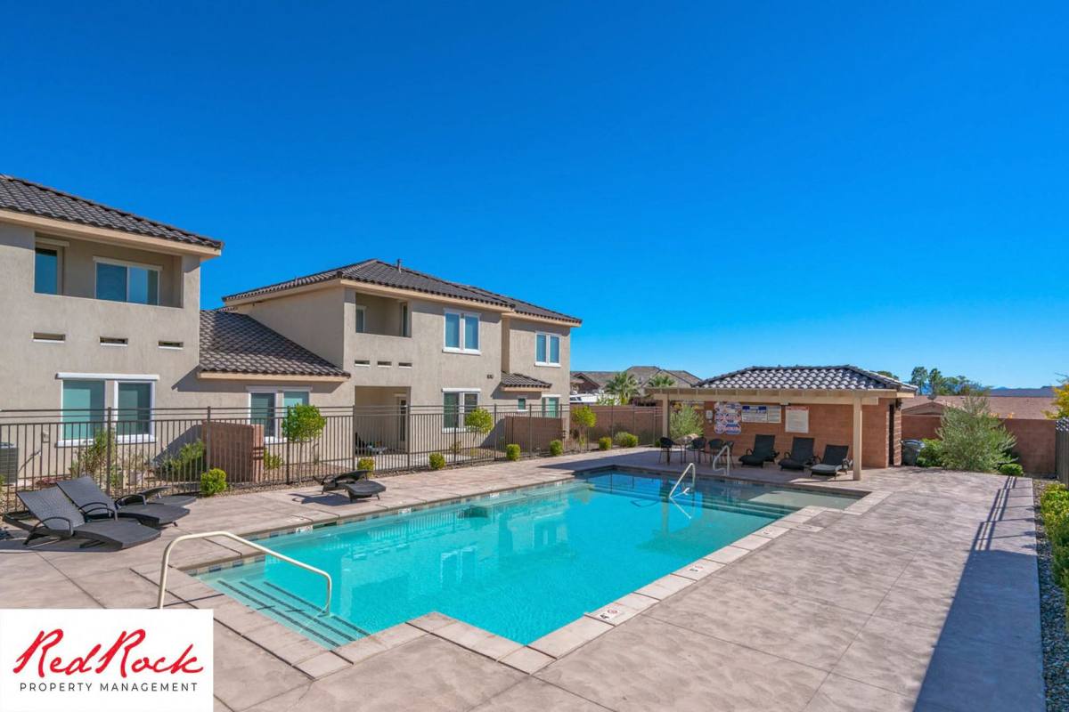 Townhouse for rent at 140 W Center St, Ivins, UT 84738