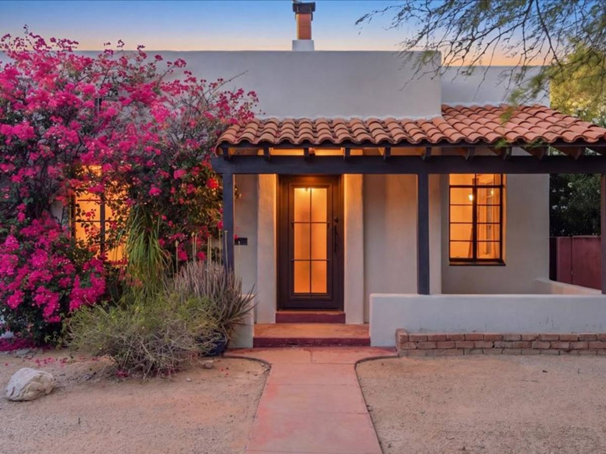House for rent at 1941 E Lee St, Tucson, AZ 85719