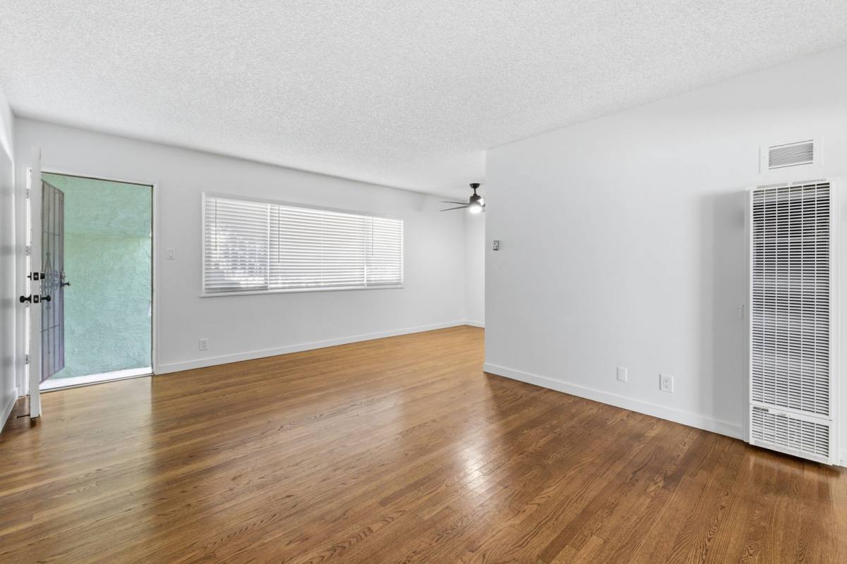 Apartment for rent at 1721 E Appleton St, Long Beach, CA 90802