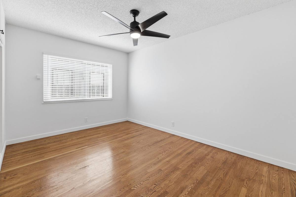 Apartment for rent at 1721 E Appleton St, Long Beach, CA 90802