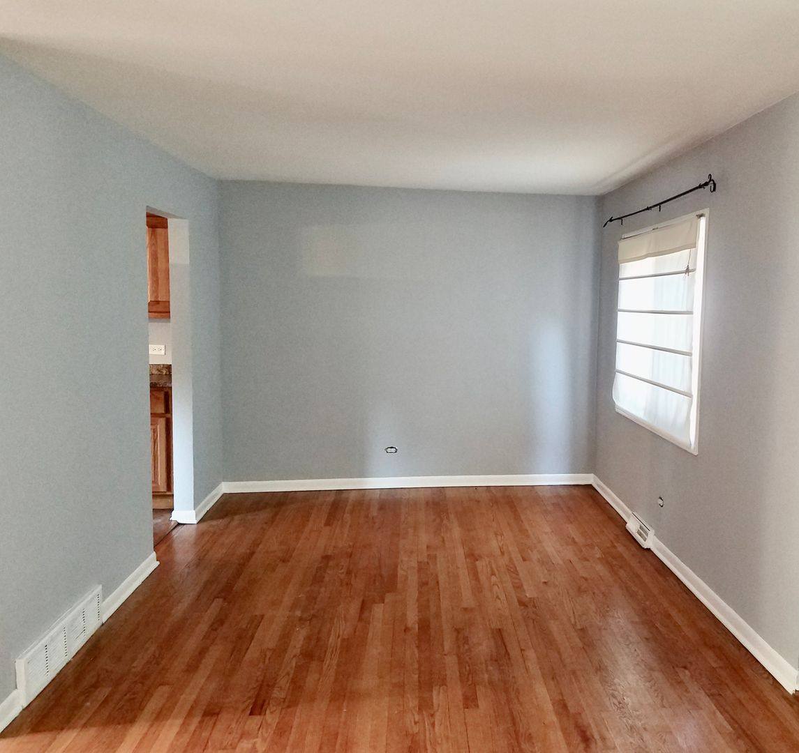 Townhouse for rent at 1056 Desplaines Ave, Forest Park, IL 60130