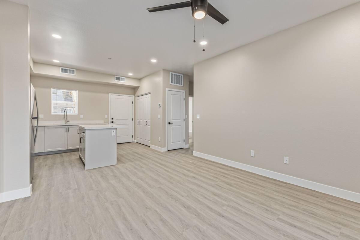 Apartment for rent at 1435 E Taylor St, Phoenix, AZ 85006