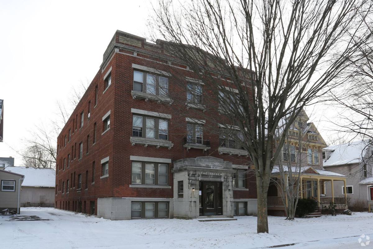 Apartment for rent at 46 Meigs St, Rochester, NY 14607