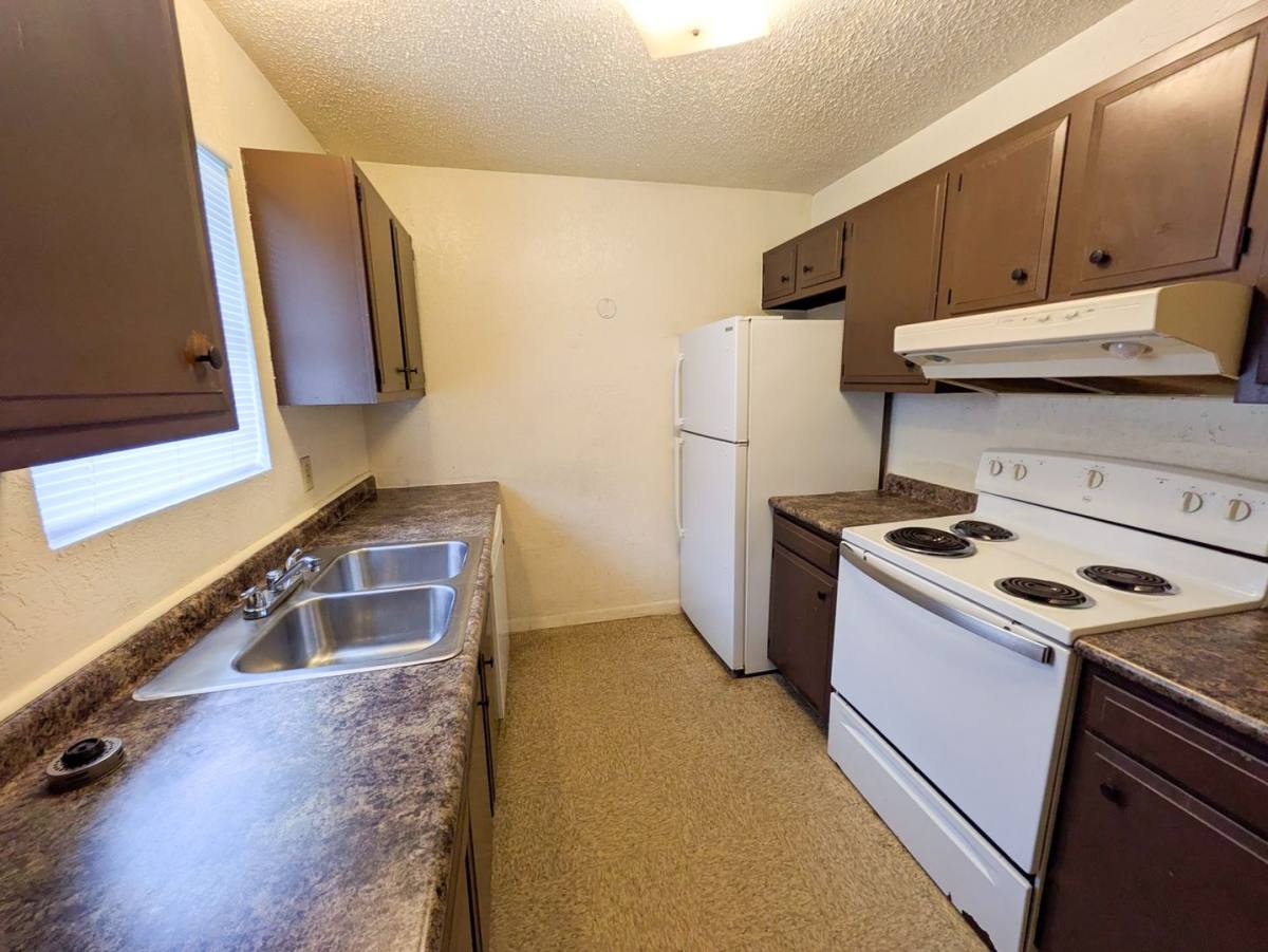 Apartment for rent at 690 Adams St, Beaumont, TX 77705
