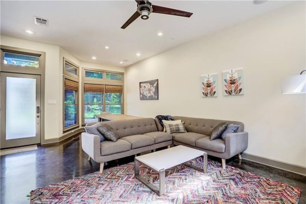 Apartment for rent at 602 W N Loop Blvd, Austin, TX 78751