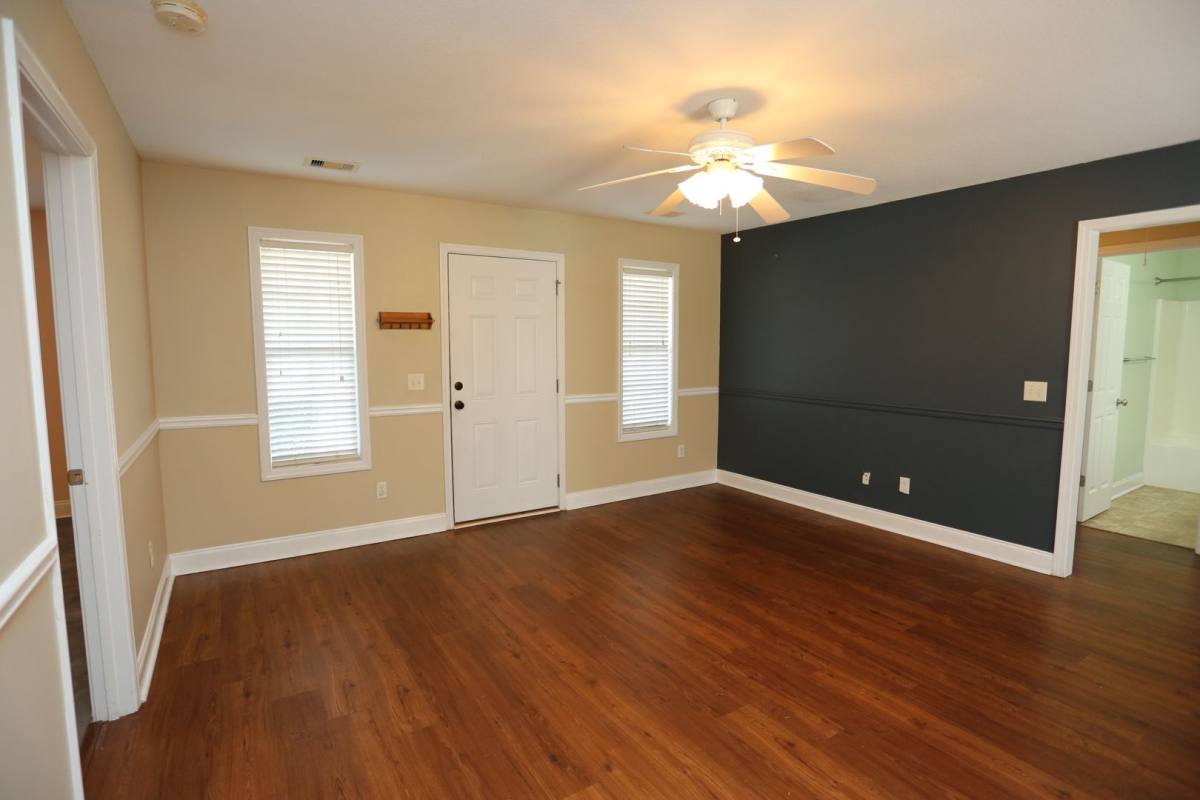 House for rent at 343 Longwood Dr, Statesboro, GA 30461