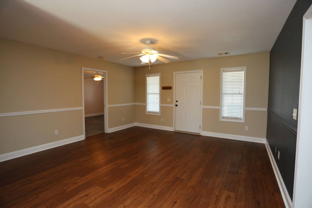 House for rent at 343 Longwood Dr, Statesboro, GA 30461