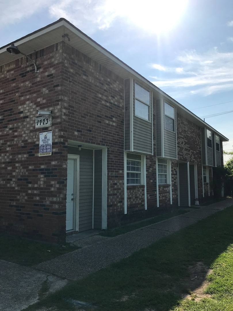 Apartment for rent at 1773 Starboard Dr, Baton Rouge, LA 70820