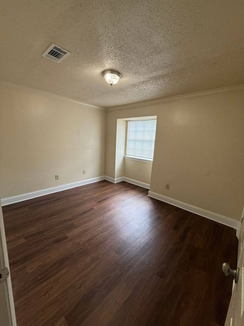 Apartment for rent at 1773 Starboard Dr, Baton Rouge, LA 70820