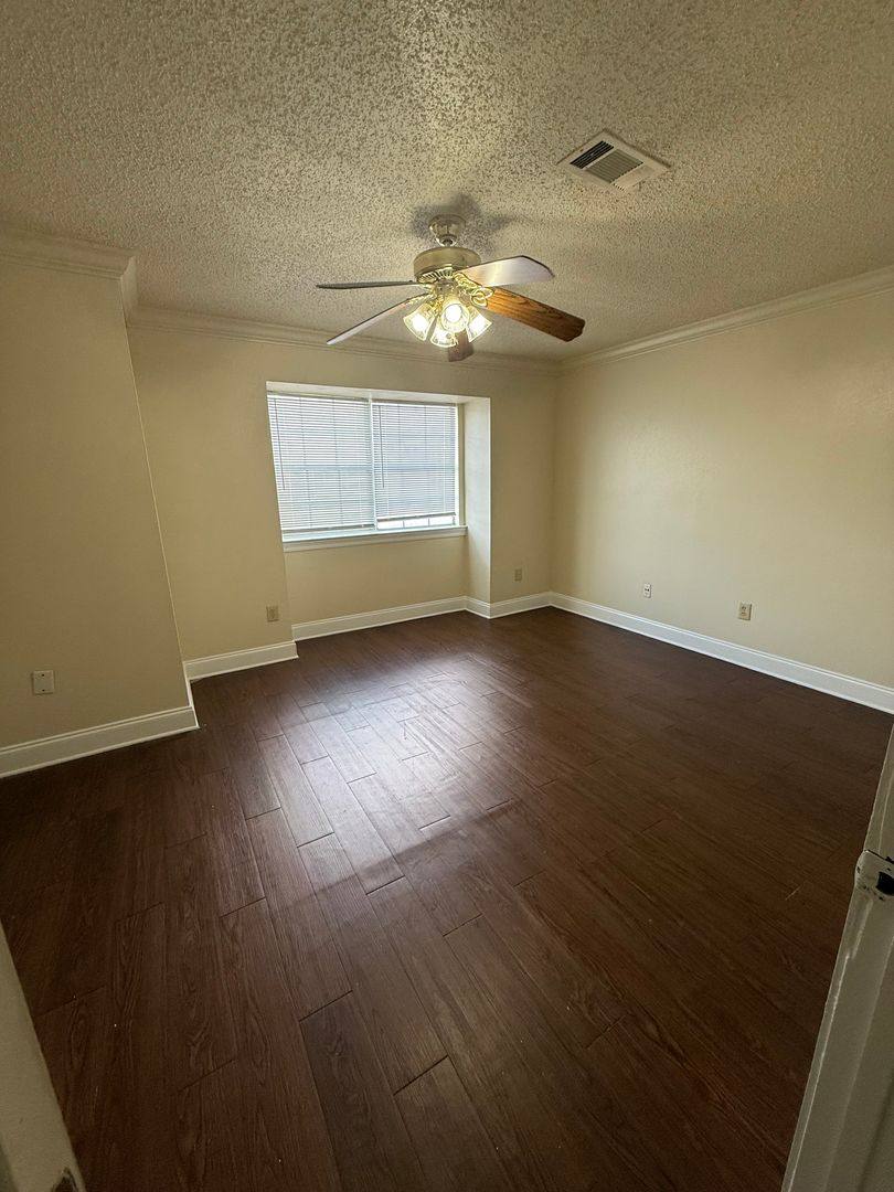 Apartment for rent at 1773 Starboard Dr, Baton Rouge, LA 70820