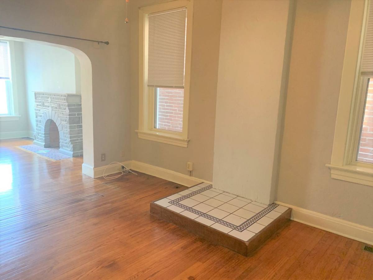 Apartment for rent at 1077 S Taylor Ave, Saint Louis, MO 63110