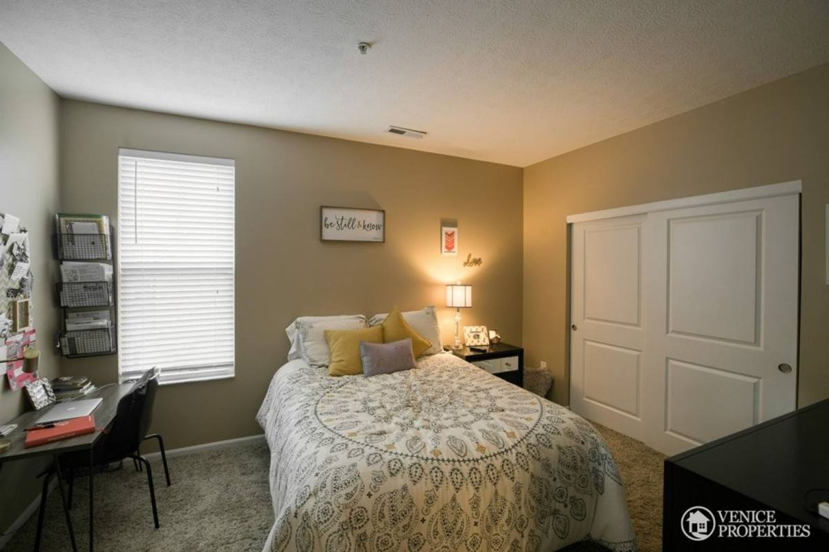 Apartment for rent at 1783 Drayton Court, Columbus, OH 43212