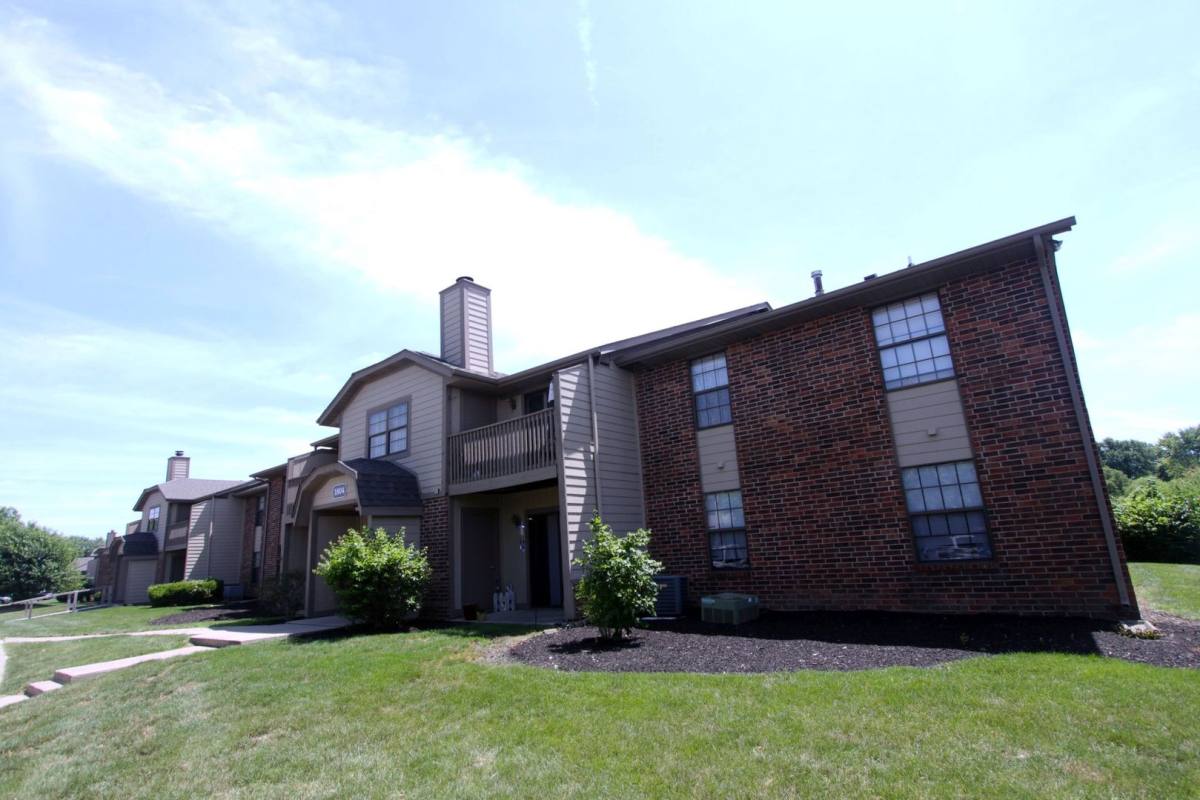 Apartment for rent at 1912 N Cross Lakes Circle #H, Anderson, IN 46012