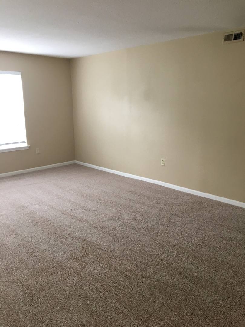 Apartment for rent at 925 Cleveland St, Greenville, SC 29601