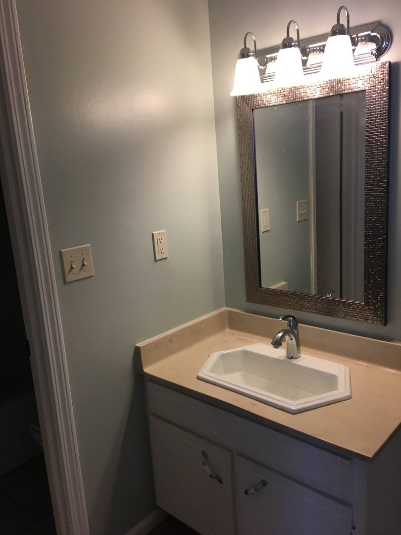Apartment for rent at 925 Cleveland St, Greenville, SC 29601