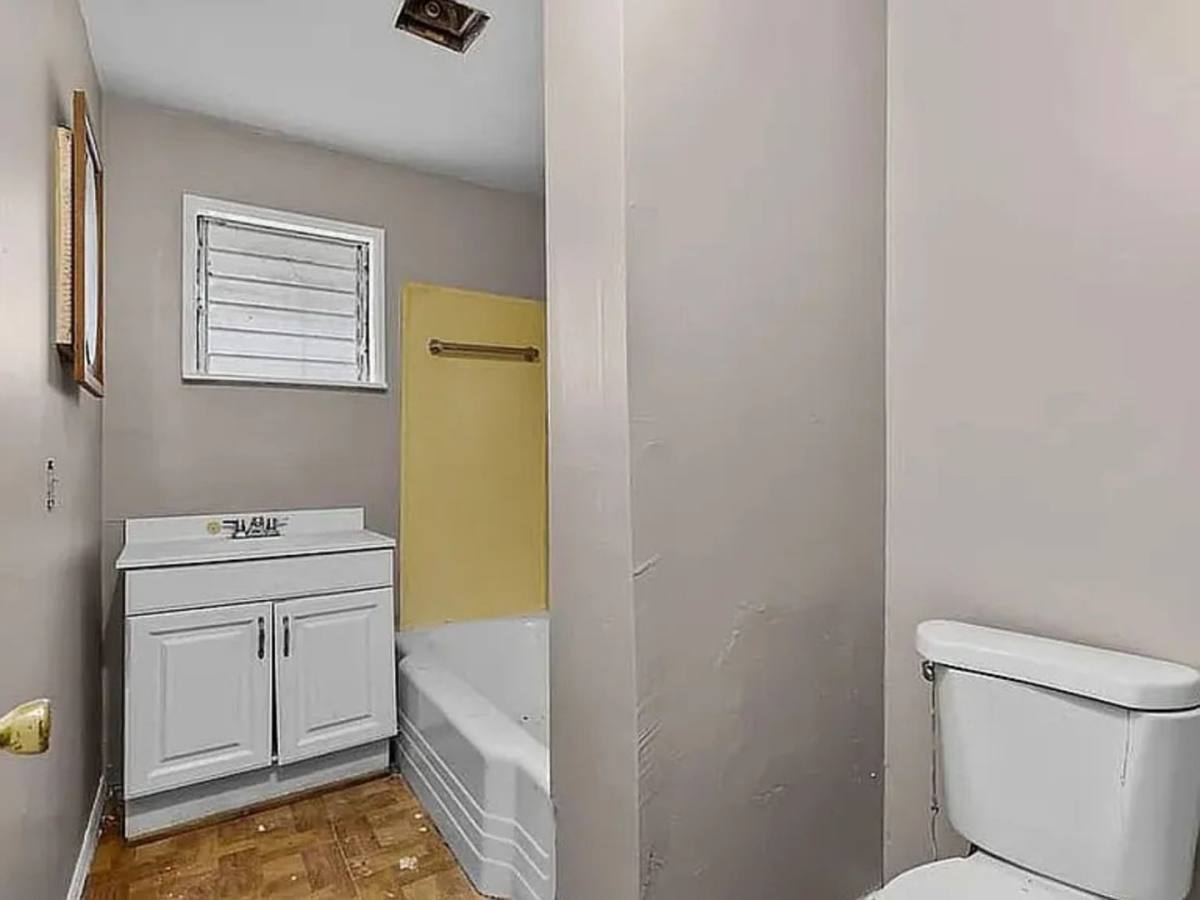 House for rent at 7024 Idlewild Ave, Saint Louis, MO 63136