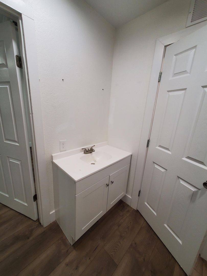 House for rent at 631 N Edwards, Wichita, KS 67203