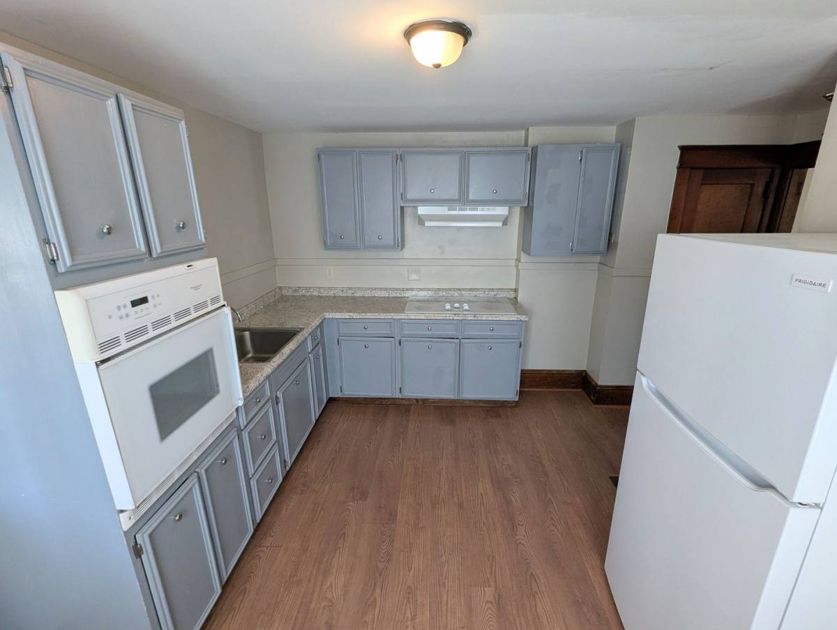 Apartment for rent at 675-677 Cemetery St, Williamsport, PA 17701
