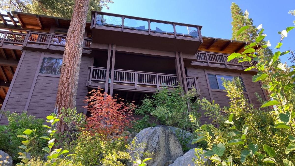 House for rent at 2147 Cascade Rd, South Lake Tahoe, CA 96150