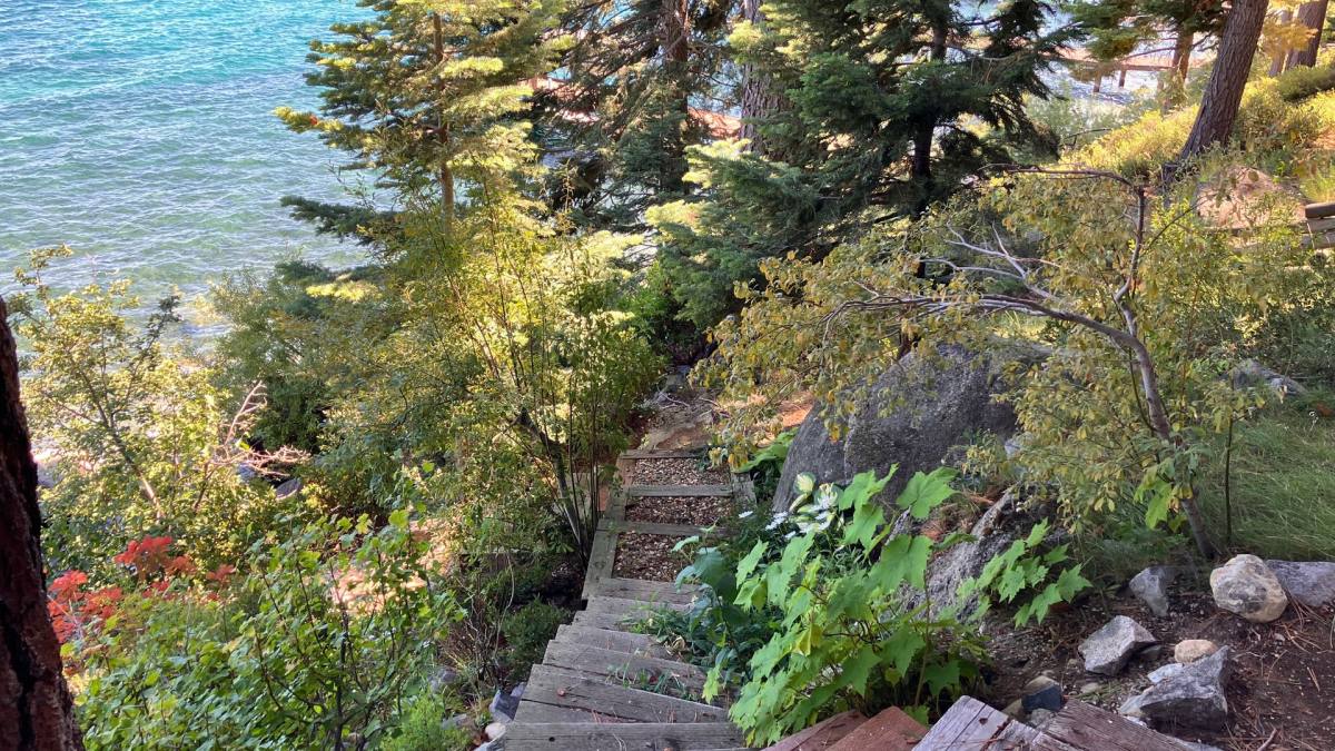 House for rent at 2147 Cascade Rd, South Lake Tahoe, CA 96150