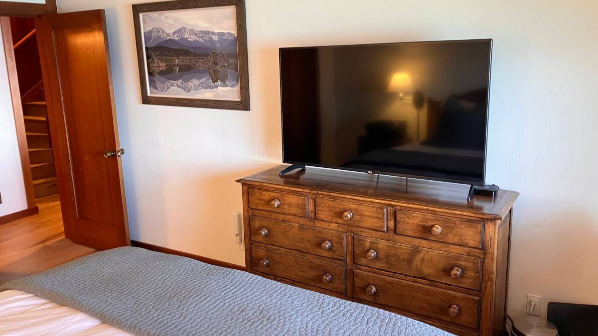 House for rent at 2147 Cascade Rd, South Lake Tahoe, CA 96150