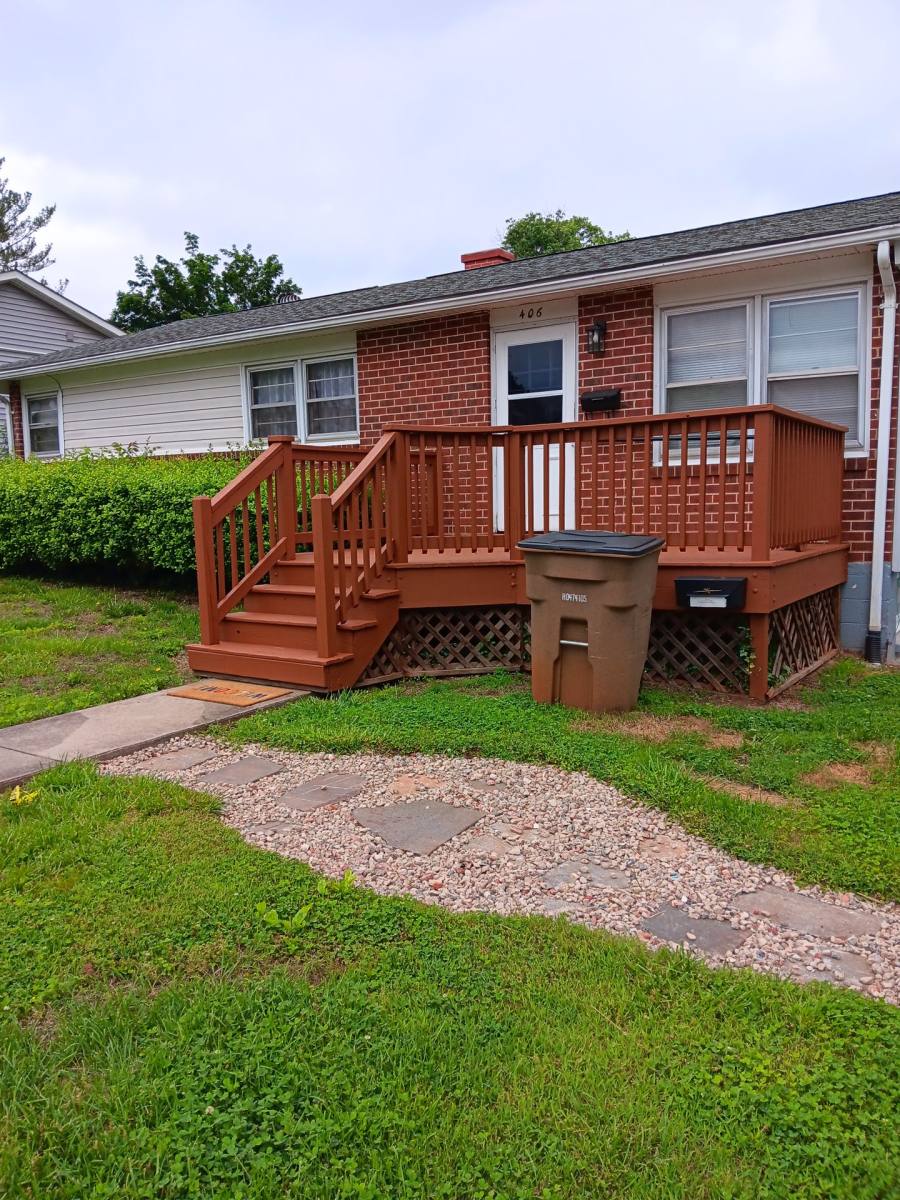 Apartment for rent at 406 Fairway Ave, Charlottesville, VA 22902