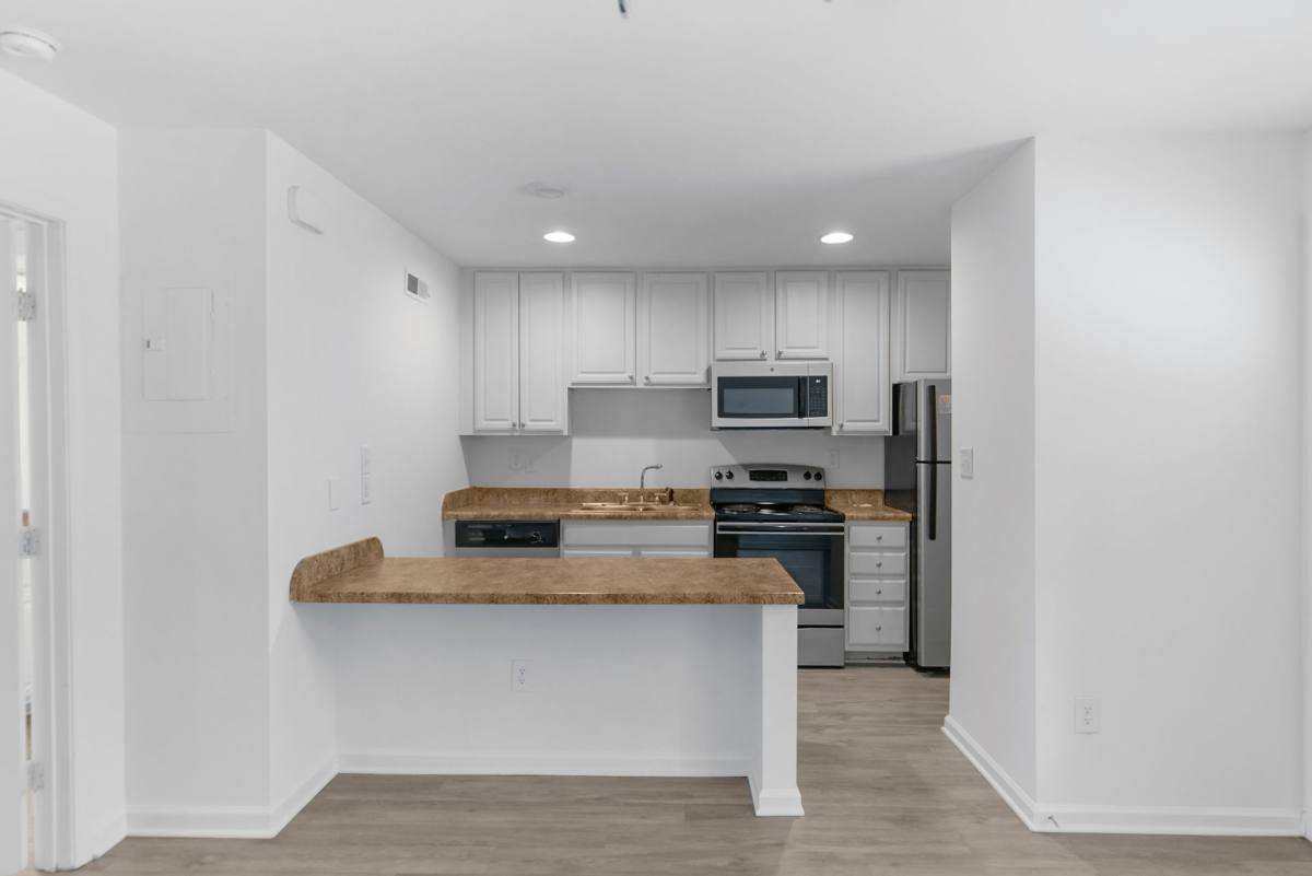 Apartment for rent at 1633 13th Ave S, Birmingham, AL 35205