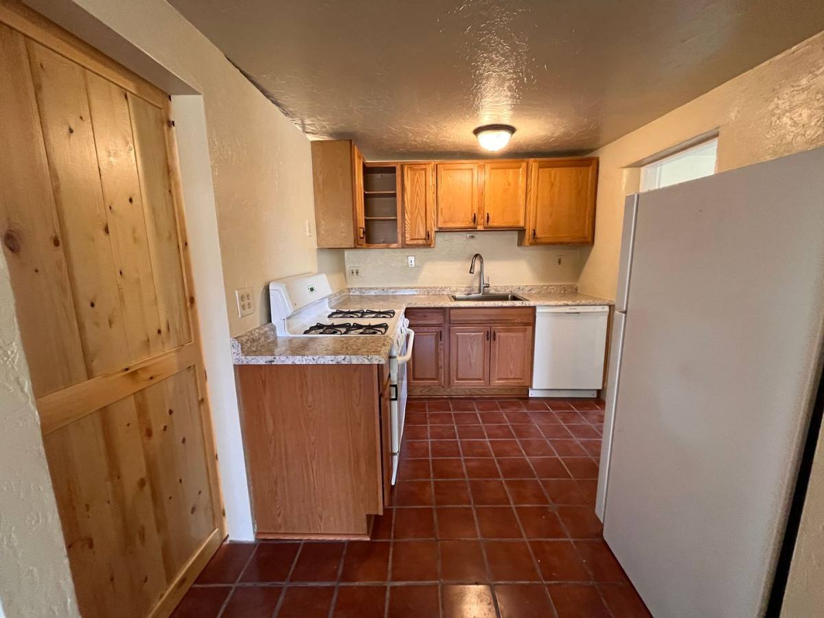 Townhouse for rent at 3130 W Rock Hill Rd, Tucson, AZ 85745