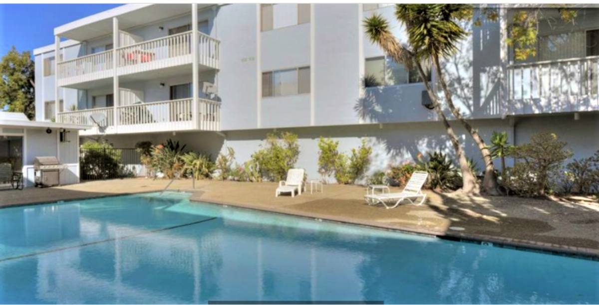 Apartment for rent at 2019 Shoreline Dr, Alameda, CA 94501