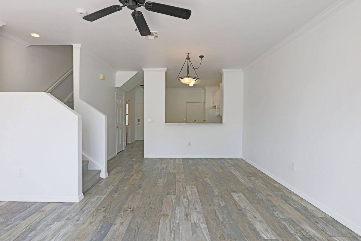 Townhouse for rent at 3629 Pine Oak Circle #102, Fort Myers, FL 33916