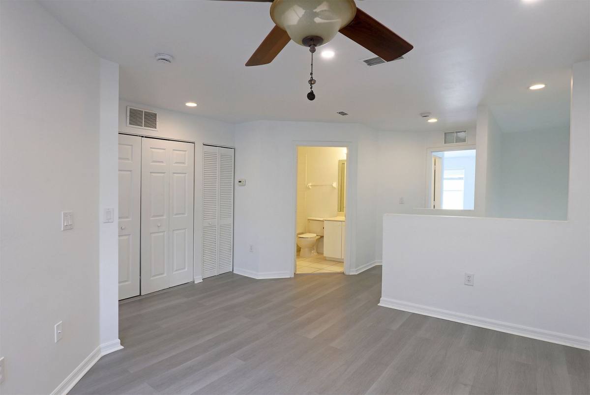 Townhouse for rent at 3629 Pine Oak Circle #102, Fort Myers, FL 33916