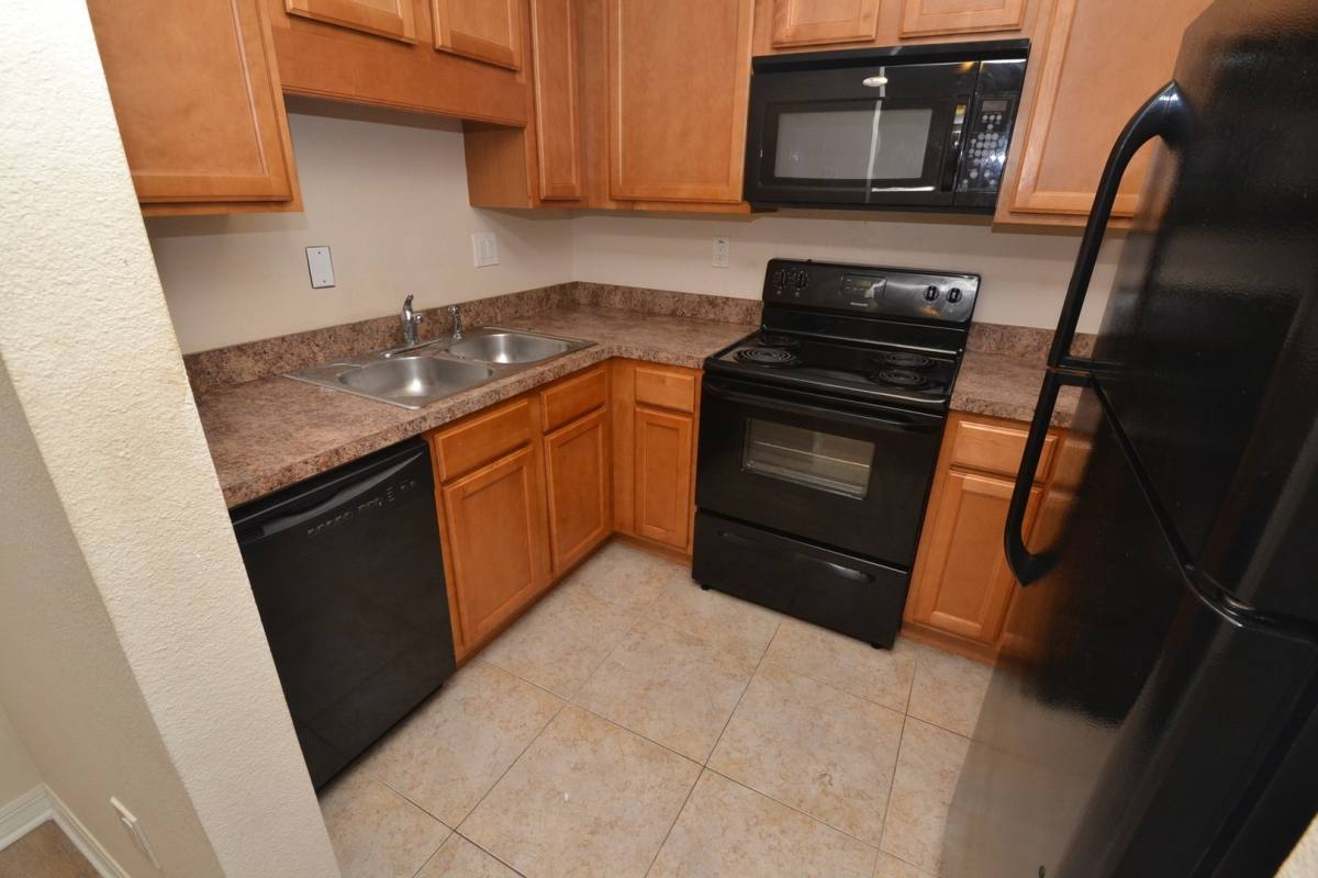Condo for rent at 220 Moree Loop, Winter Springs, FL 32708