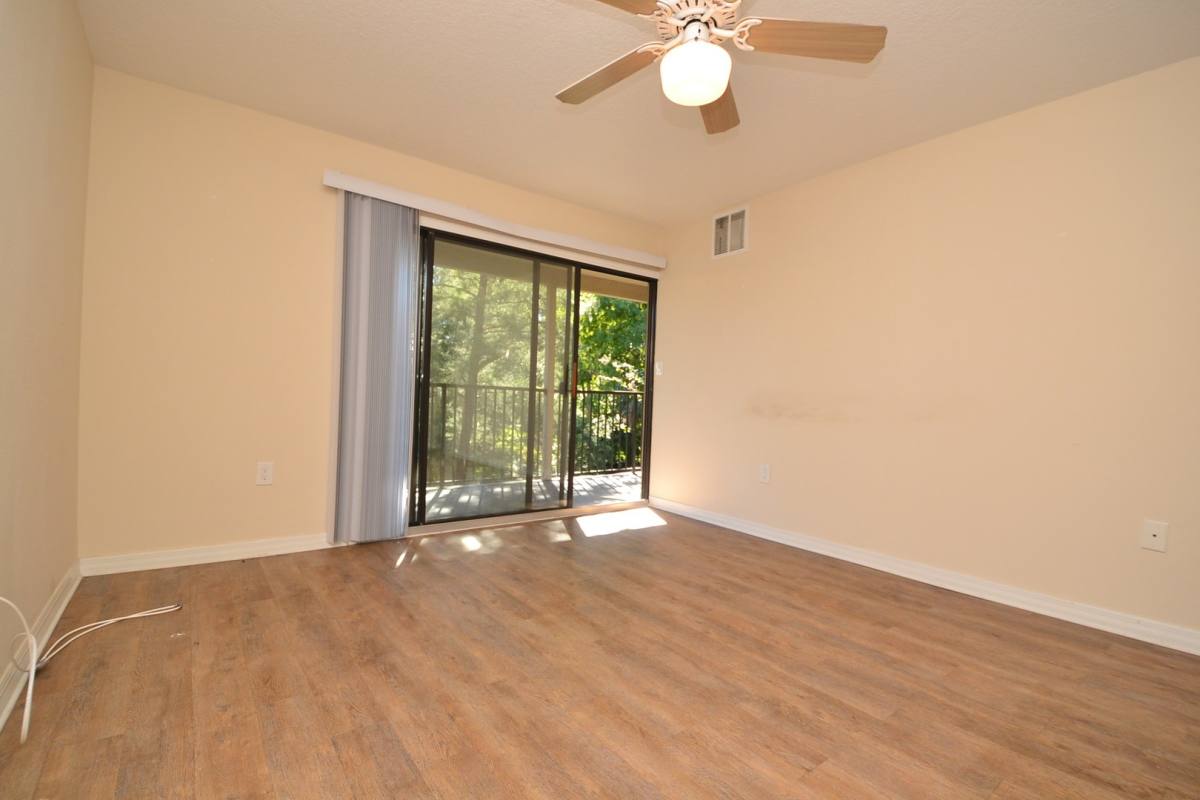 Condo for rent at 220 Moree Loop, Winter Springs, FL 32708