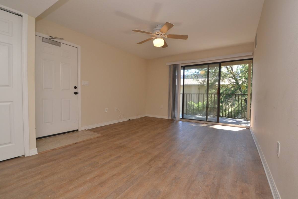 Condo for rent at 220 Moree Loop, Winter Springs, FL 32708