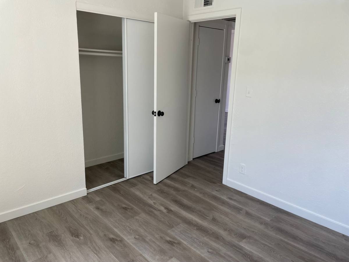 Apartment for rent at 9633 N 17th Ave, Phoenix, AZ 85021