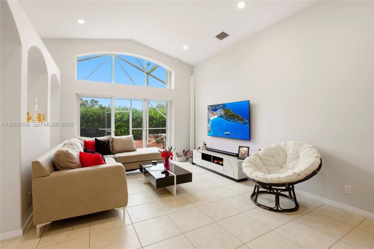 House for rent at 6298 Harbour Chase Dr, Lake Worth, FL 33467