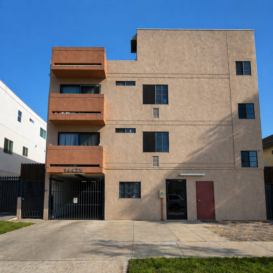 Apartment for rent at 14423 Tiara St, Van Nuys, CA 91401