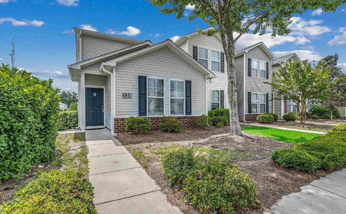Townhouse for rent at 320 Kiskadee Loop #A, Conway, SC 29526